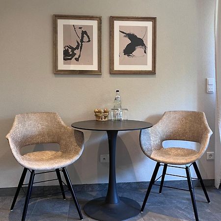 Ferienwohnung Seckenheim - Stilvoll Uebernachten Zwischen Mannheim Und Heidelberg Ideal Fuer Kurztrips 外观 照片