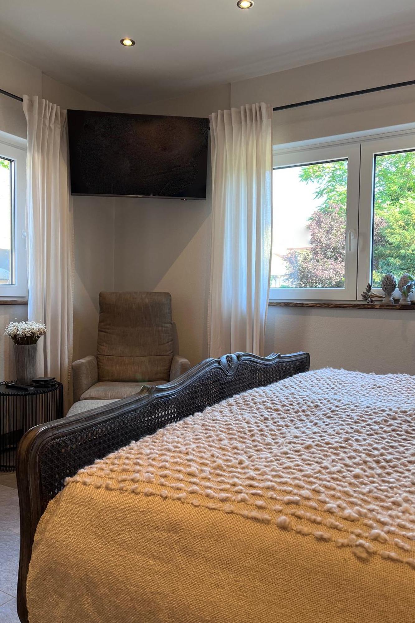 Ferienwohnung Seckenheim - Stilvoll Uebernachten Zwischen Mannheim Und Heidelberg Ideal Fuer Kurztrips 外观 照片